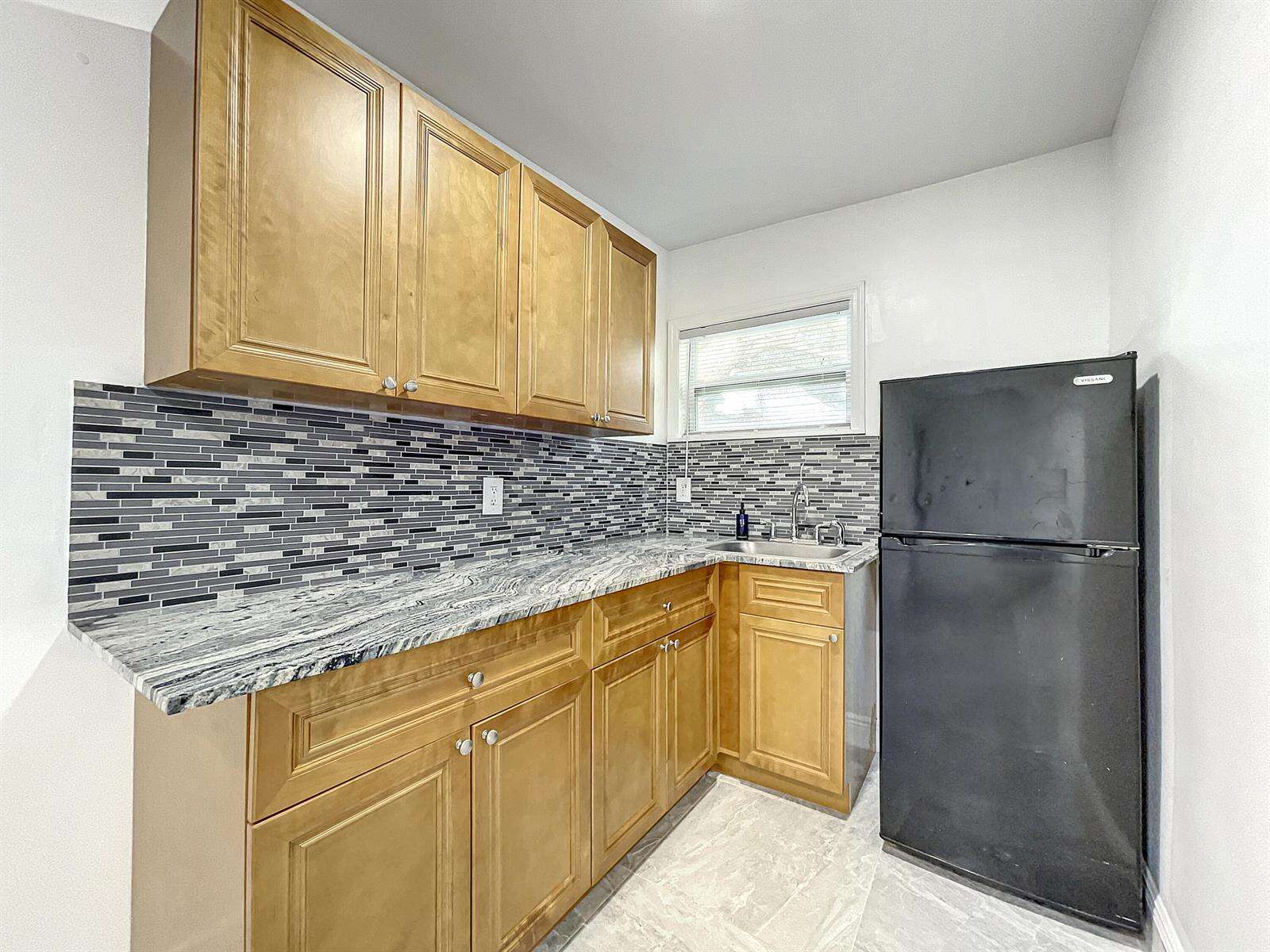 2649 Johnson, Hollywood, FL 33020 - For Sale photo 6
