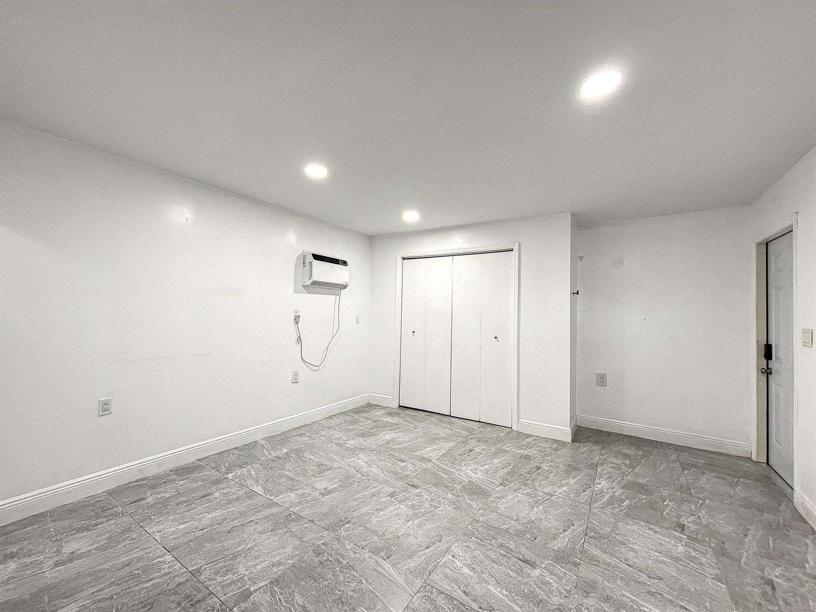 2649 Johnson, Hollywood, FL 33020 - For Sale photo 54