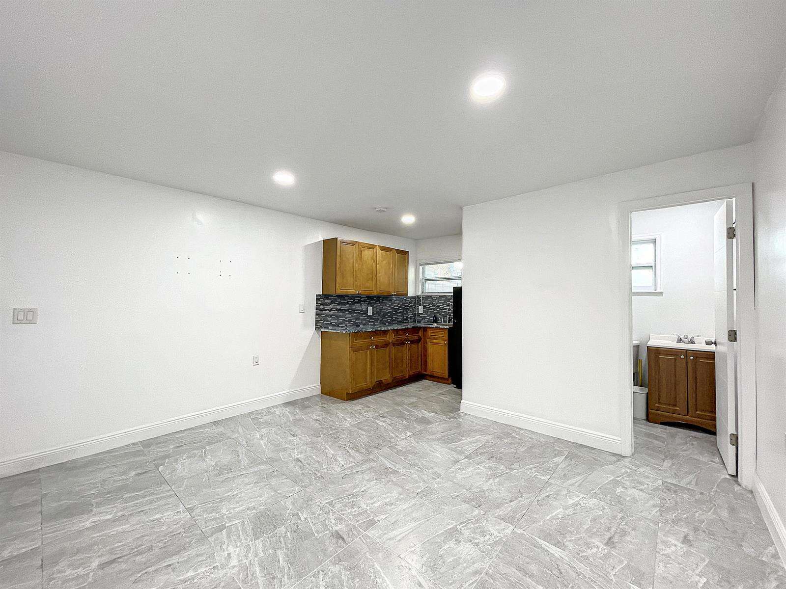 2649 Johnson, Hollywood, FL 33020 - For Sale photo 56