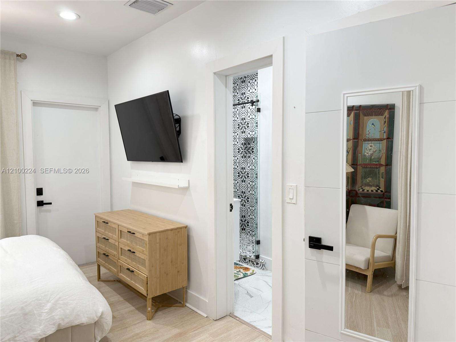 8401 Crespi Blvd, Miami Beach, FL 33141 - For Sale photo 20