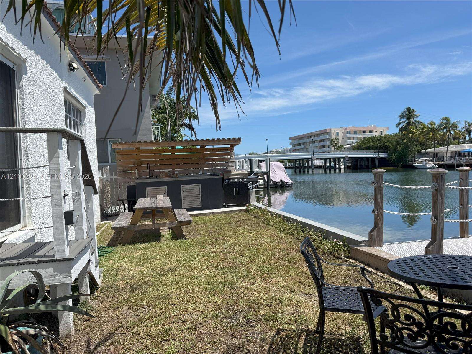 8401 Crespi Blvd, Miami Beach, FL 33141 - For Sale photo 3