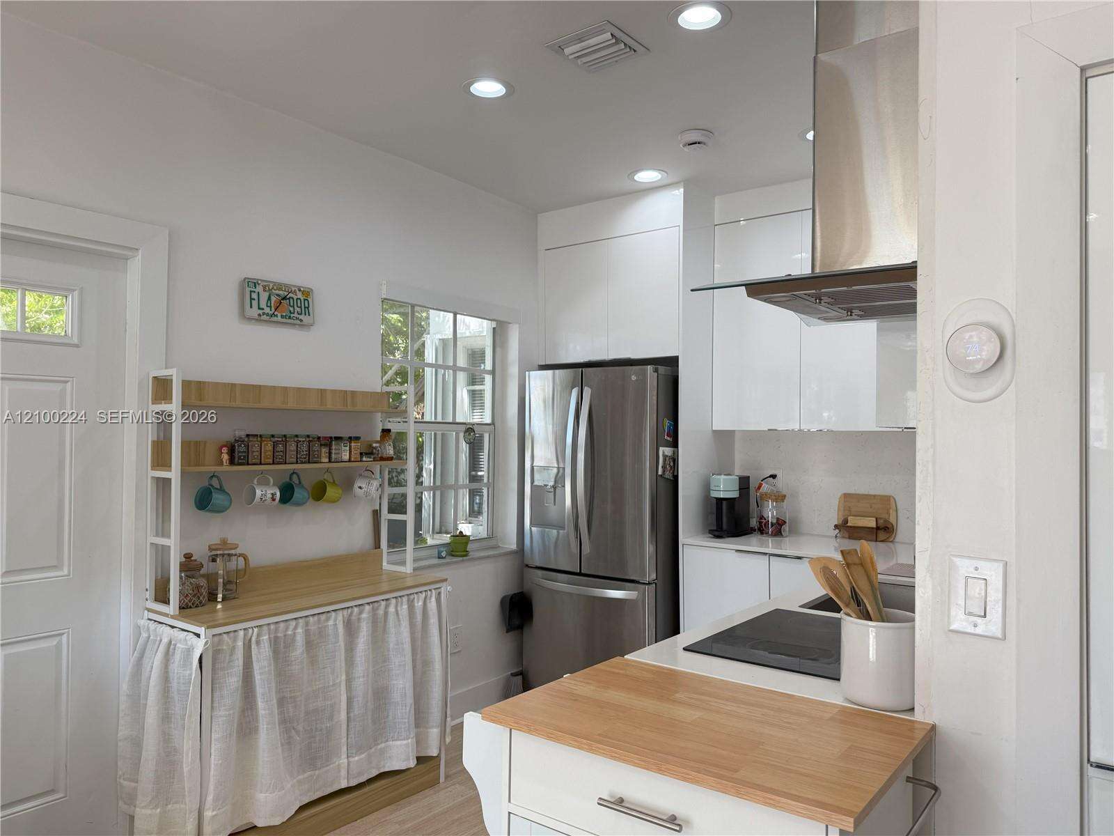 8401 Crespi Blvd, Miami Beach, FL 33141 - For Sale photo 9