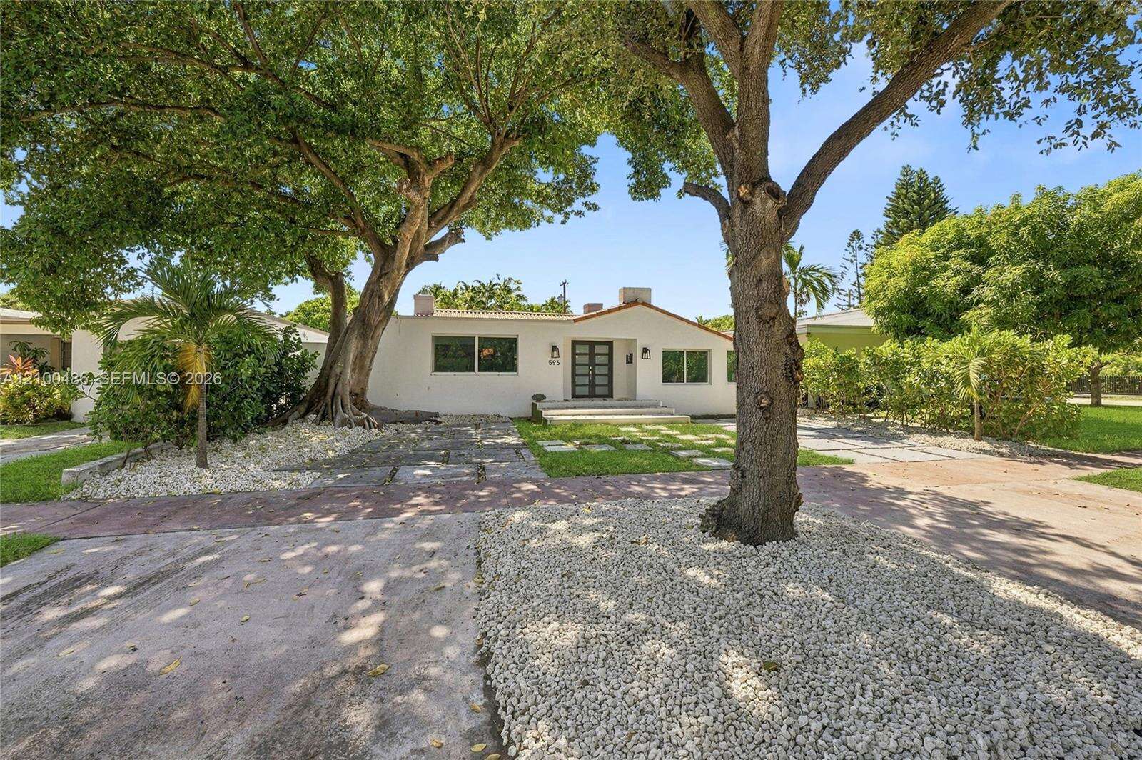 596 50th St, Miami Beach, FL 33140 - For Sale photo 4