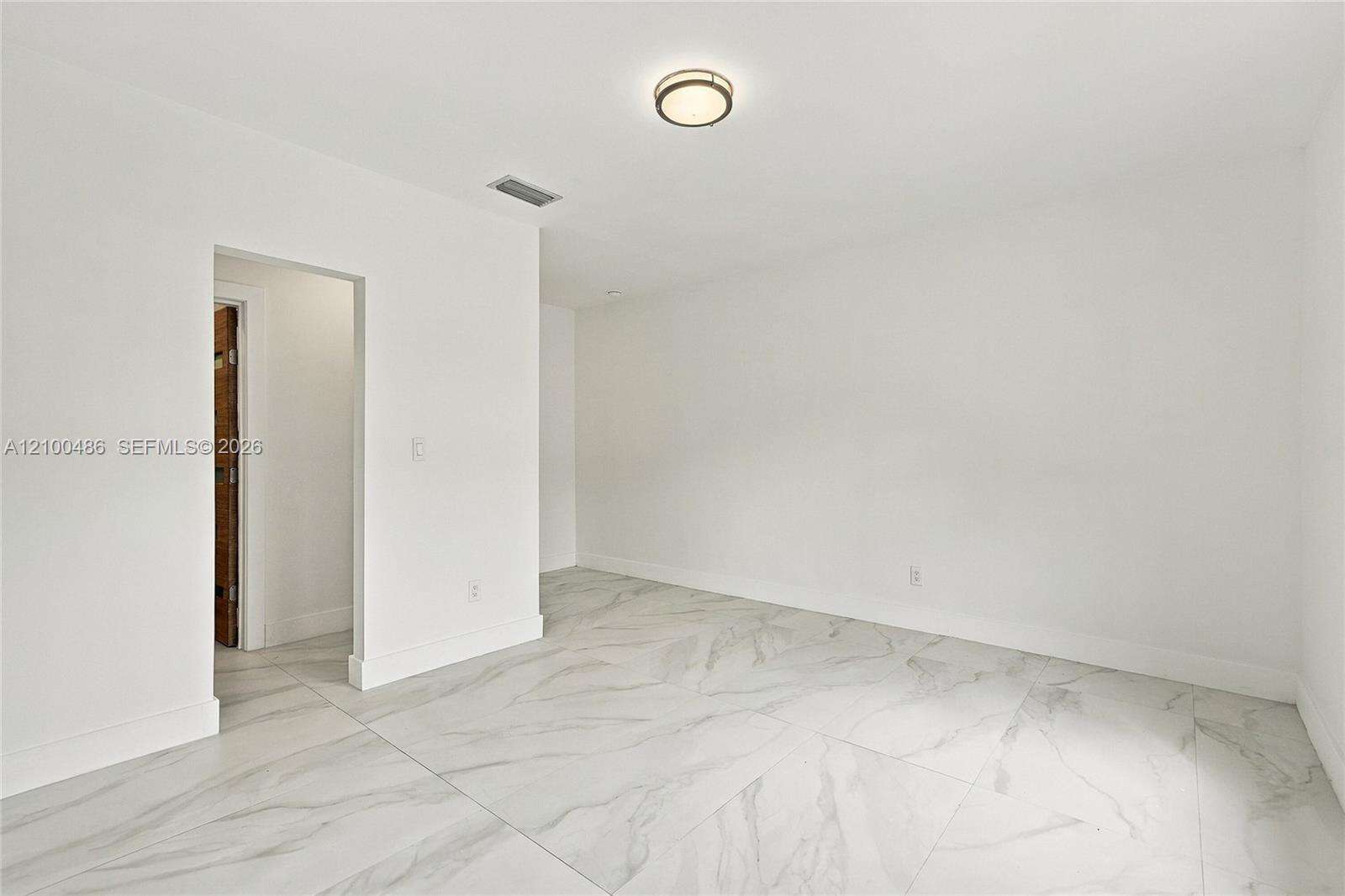 596 50th St, Miami Beach, FL 33140 - For Sale photo 47