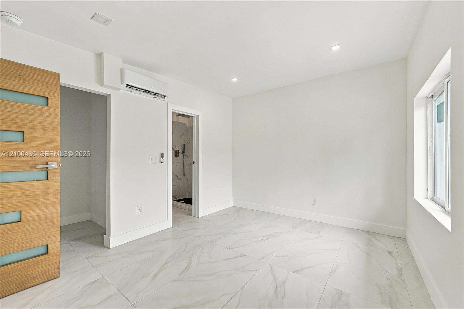 596 50th St, Miami Beach, FL 33140 - For Sale photo 50