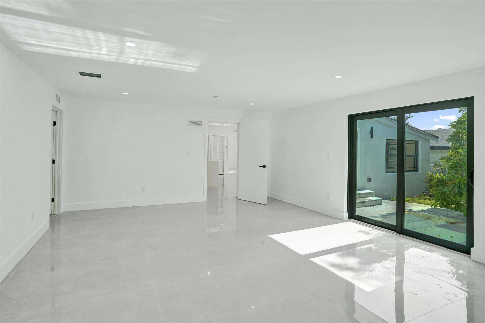 3234 Taft, Hollywood, FL 33021 - For Sale photo 39