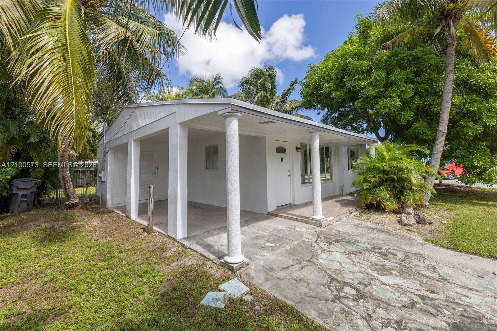 2733 Harding St, Hollywood, FL 33020 - For Sale photo 3