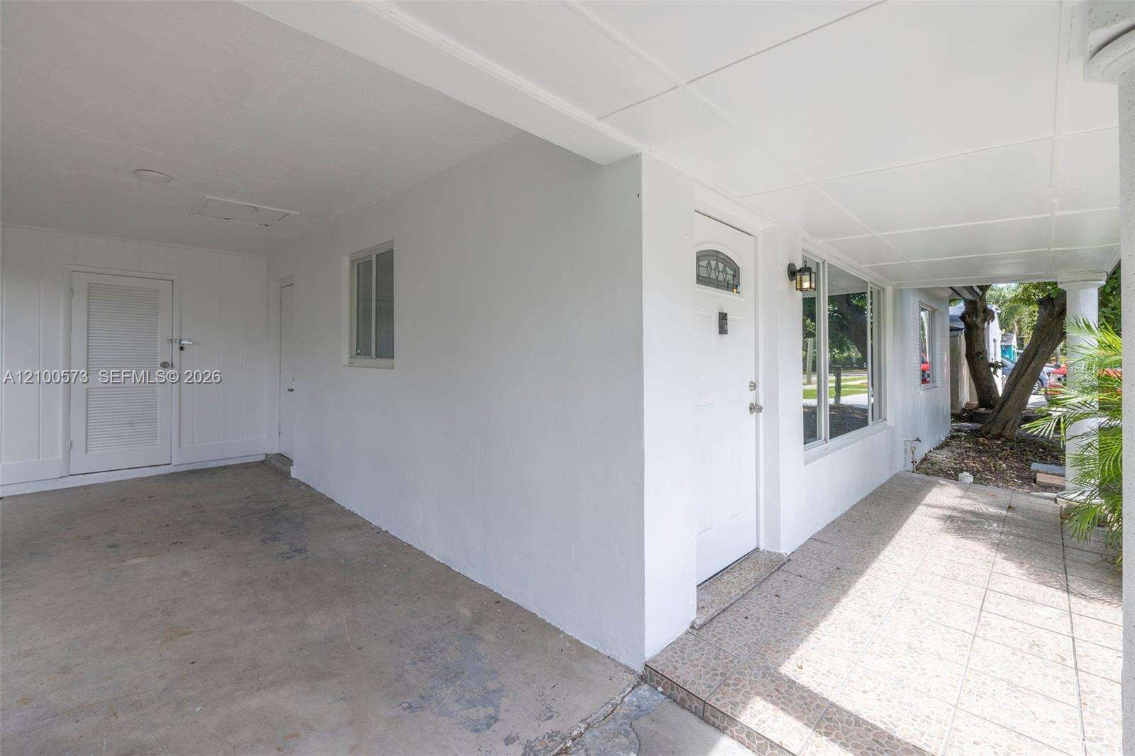 2733 Harding St, Hollywood, FL 33020 - For Sale photo 4