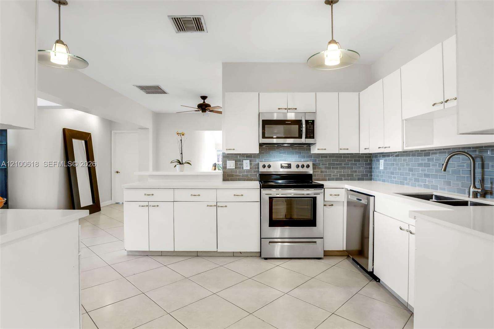 3225 Arthur Ter, Hollywood, FL 33021 - For Sale photo 14