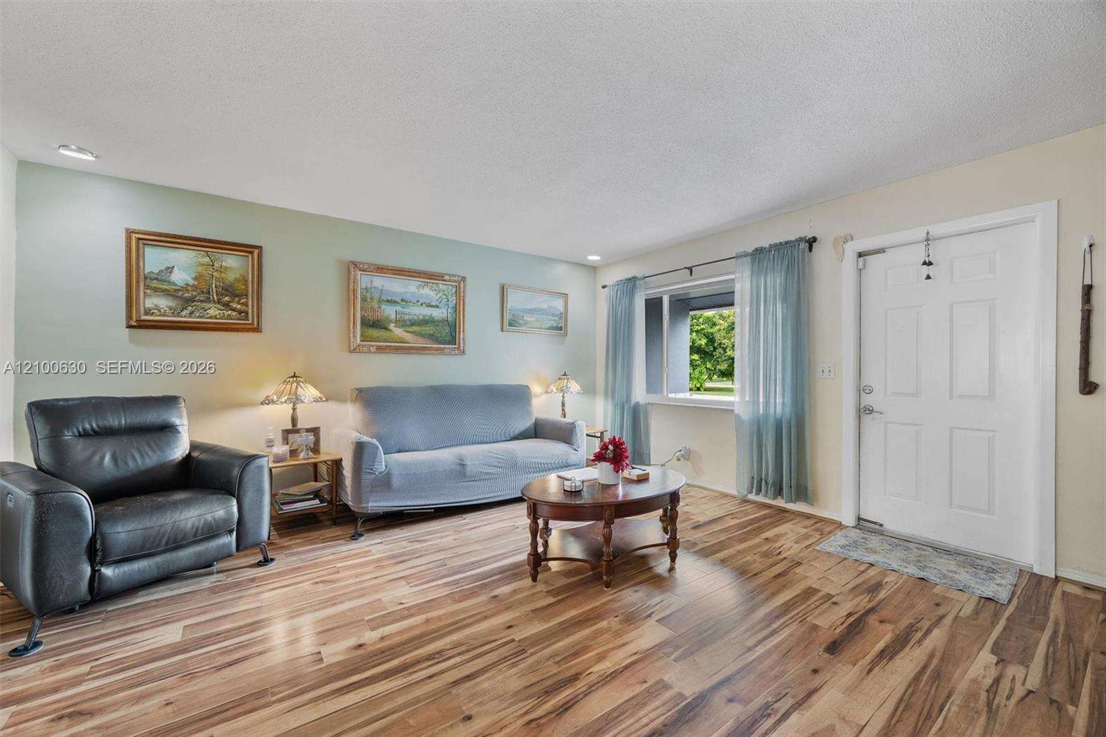540 Rainbow Dr, Hollywood, FL 33021 - For Sale photo 7