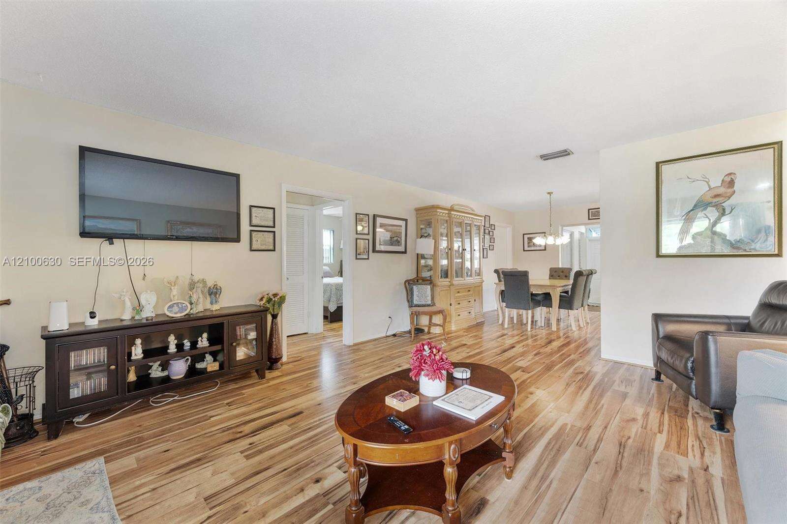 540 Rainbow Dr, Hollywood, FL 33021 - For Sale photo 8