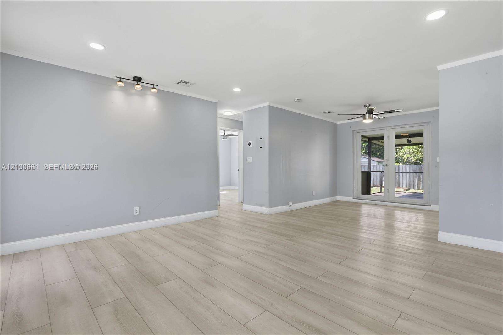 1324 24th Ave, Hollywood, FL 33020 - For Sale photo 2