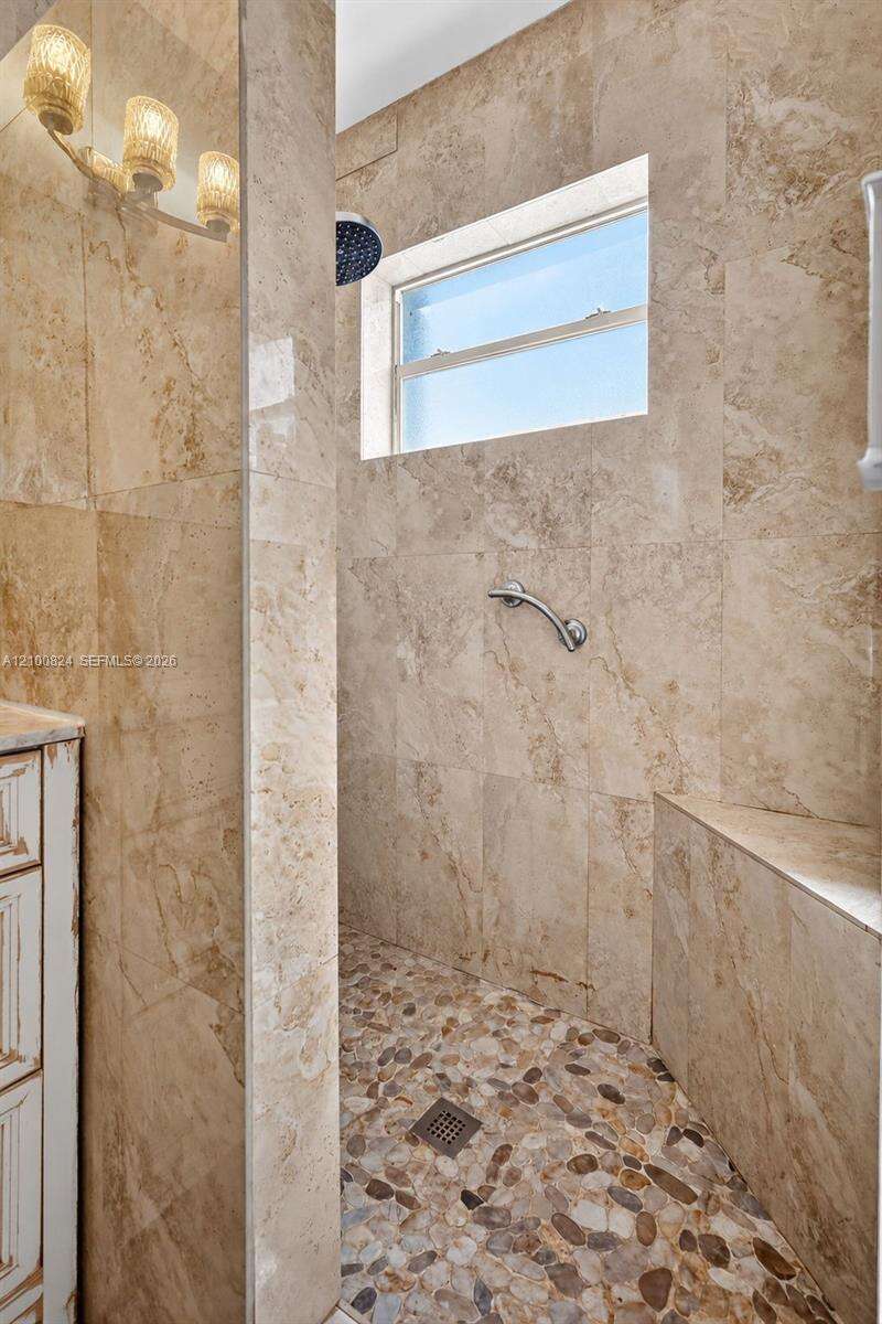 231 65th Ter, Hollywood, FL 33024 - For Sale photo 23