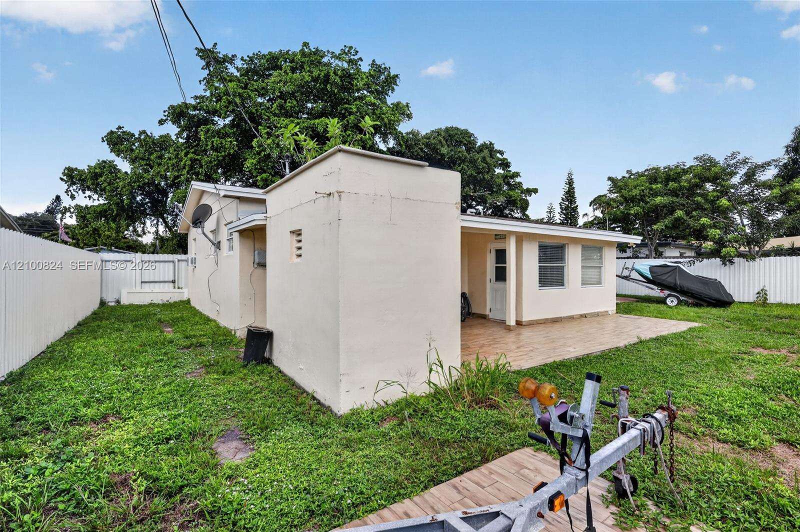 231 65th Ter, Hollywood, FL 33024 - For Sale photo 34