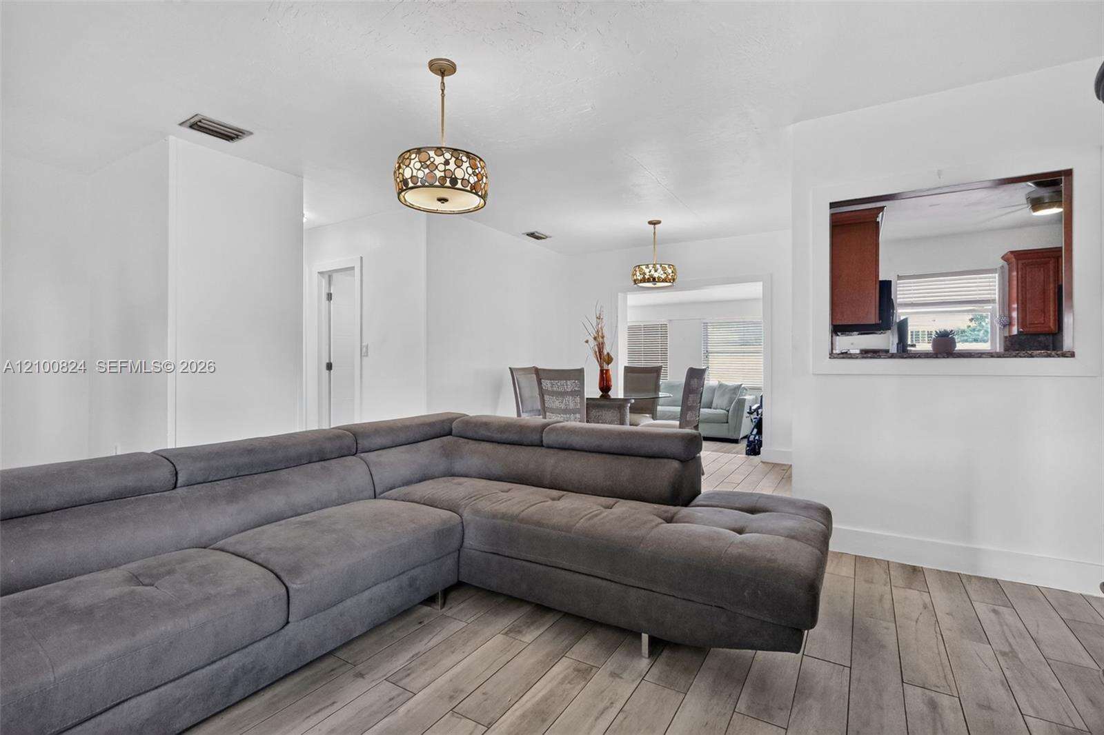 231 65th Ter, Hollywood, FL 33024 - For Sale photo 9
