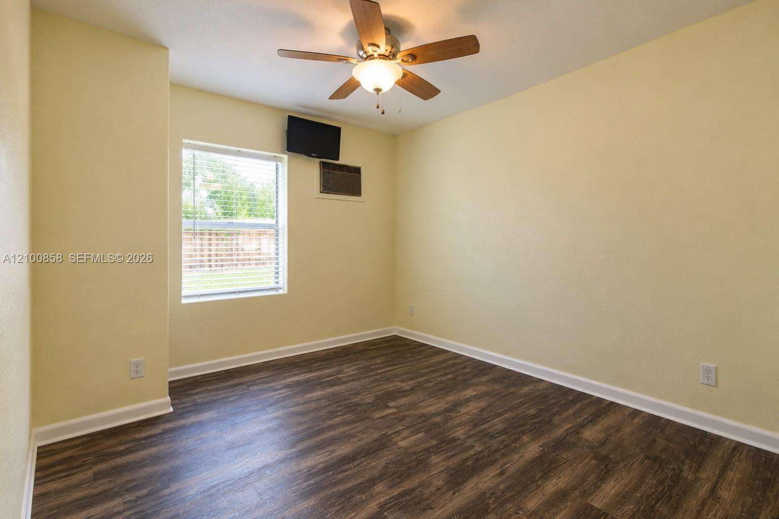 6331 Taylor St, Hollywood, FL 33024 - For Sale photo 18