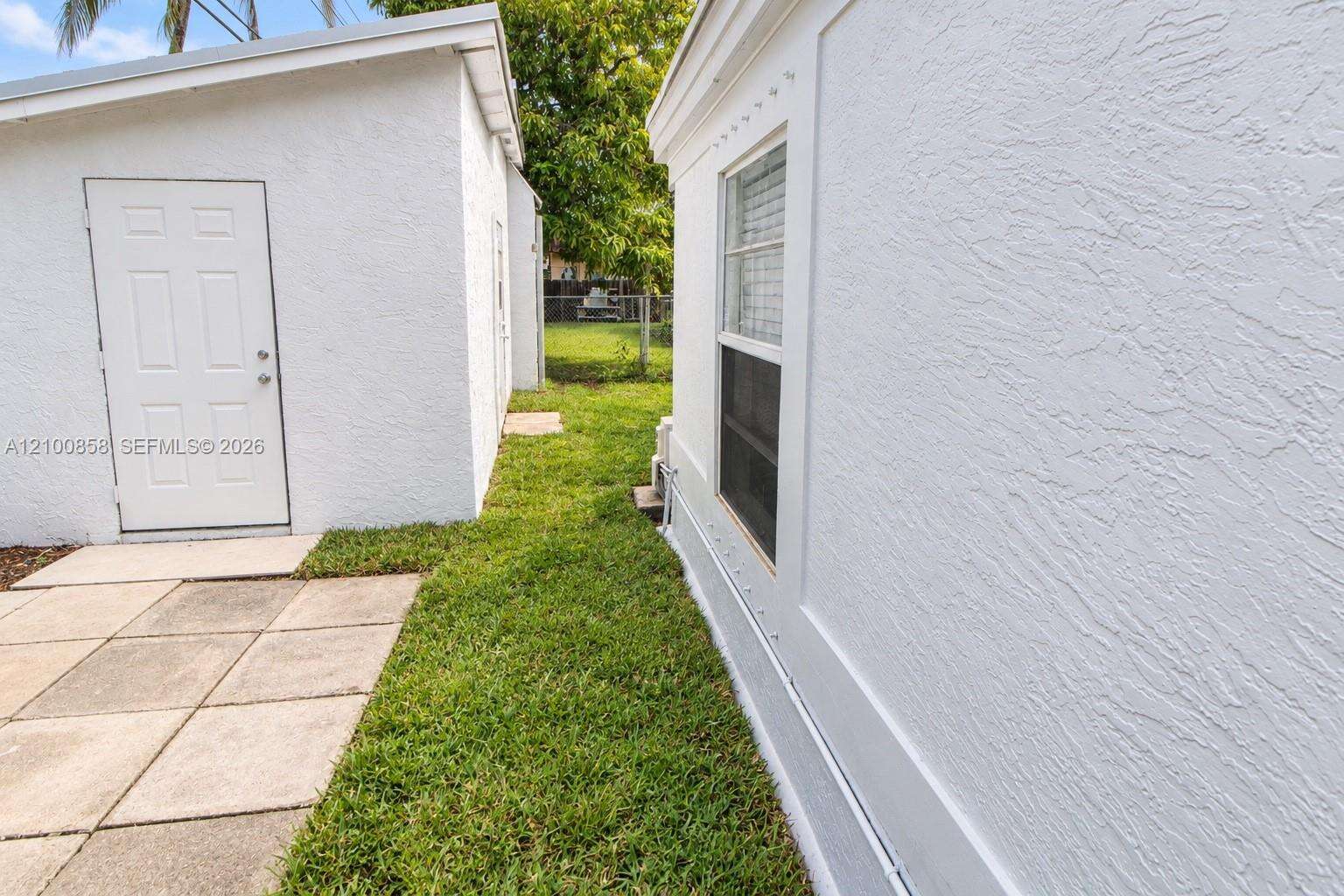 6331 Taylor St, Hollywood, FL 33024 - For Sale photo 32