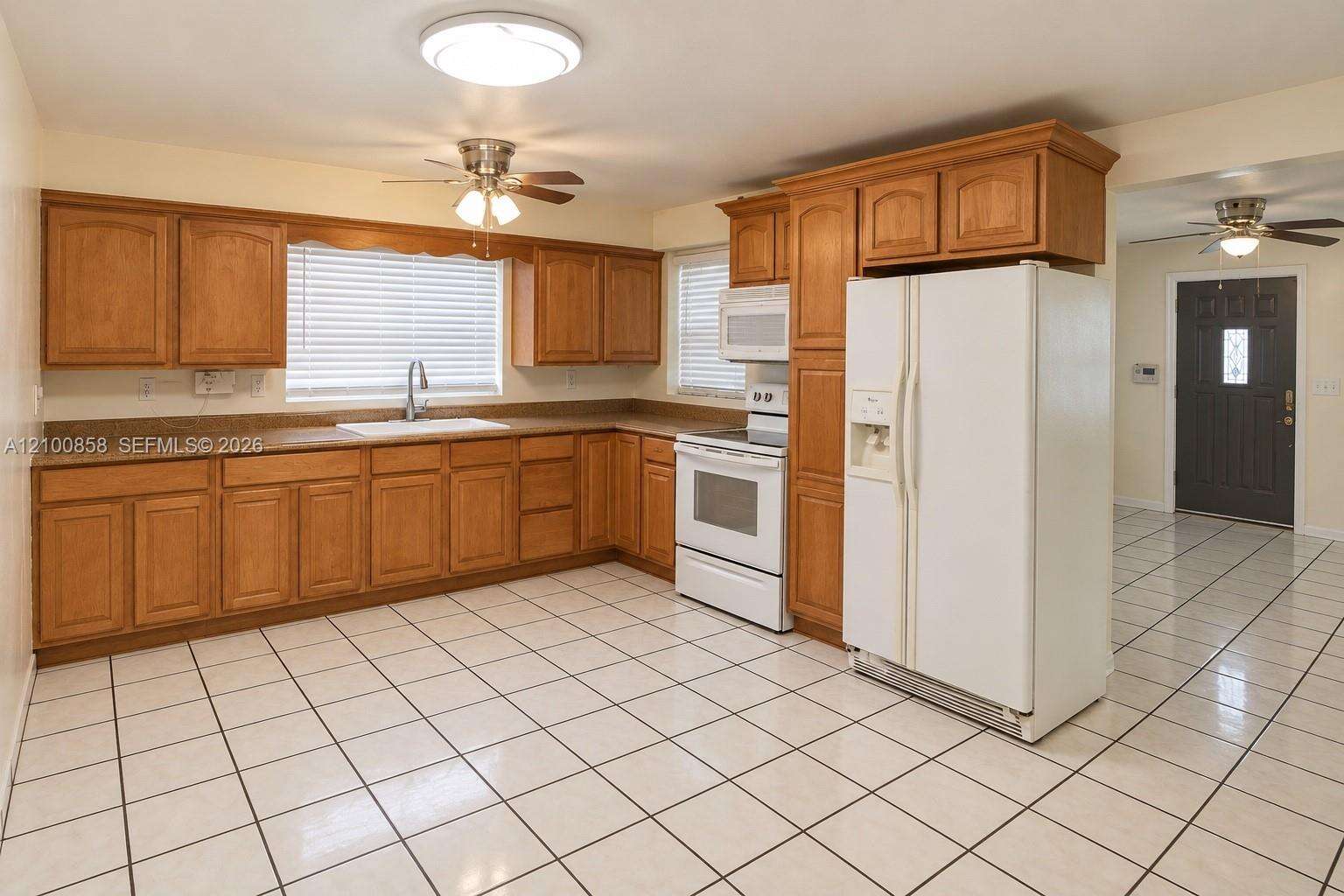 6331 Taylor St, Hollywood, FL 33024 - For Sale photo 9