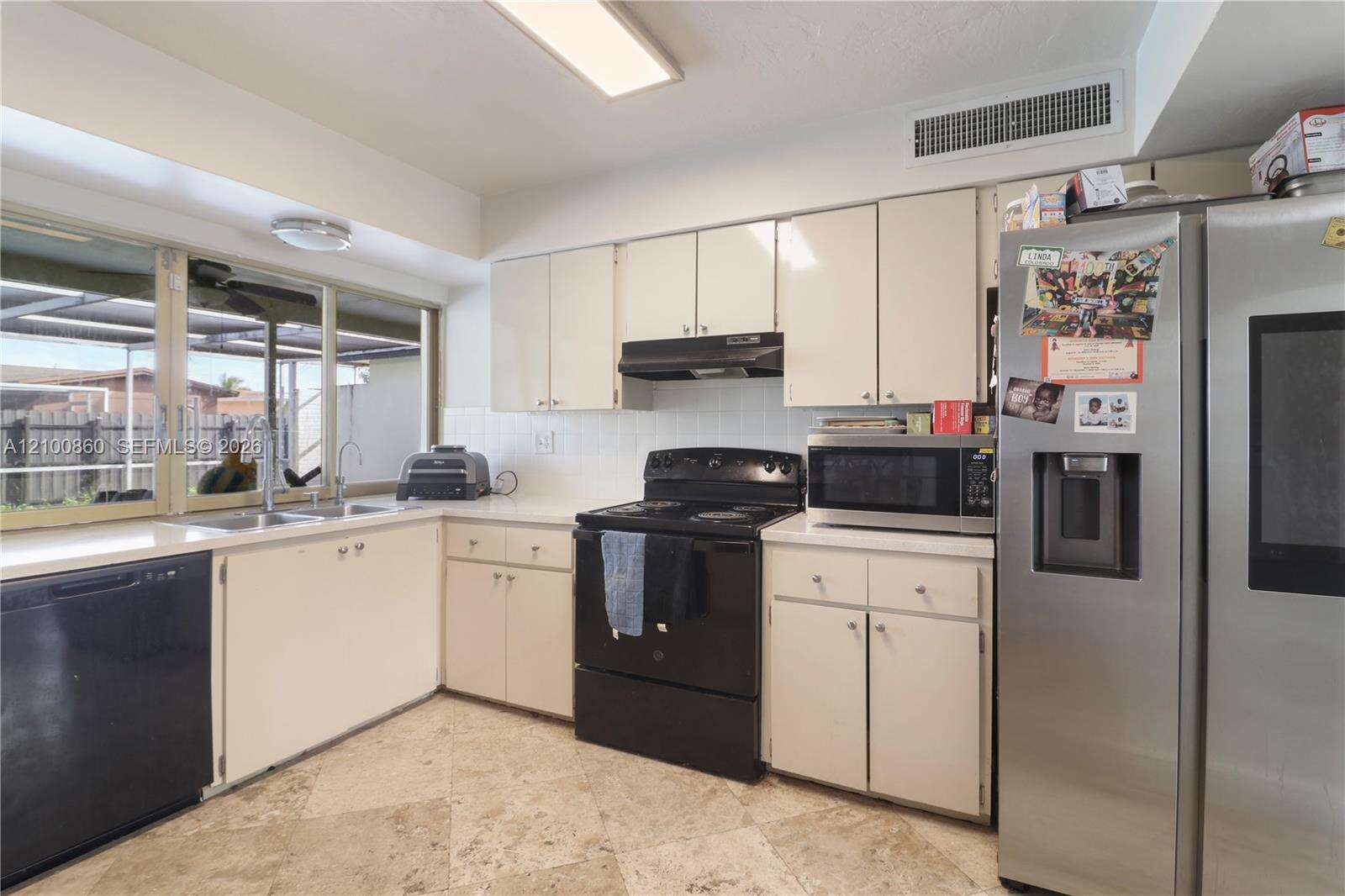 6765 Ixora Dr, Miramar, FL 33023 - For Sale photo 13