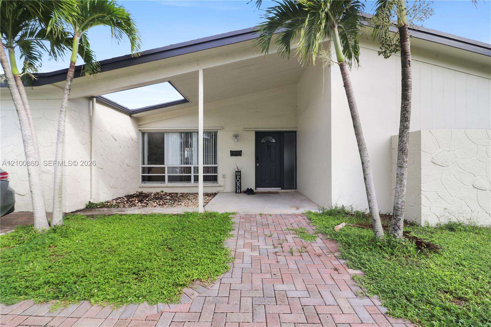 6765 Ixora Dr, Miramar, FL 33023 - For Sale photo 3