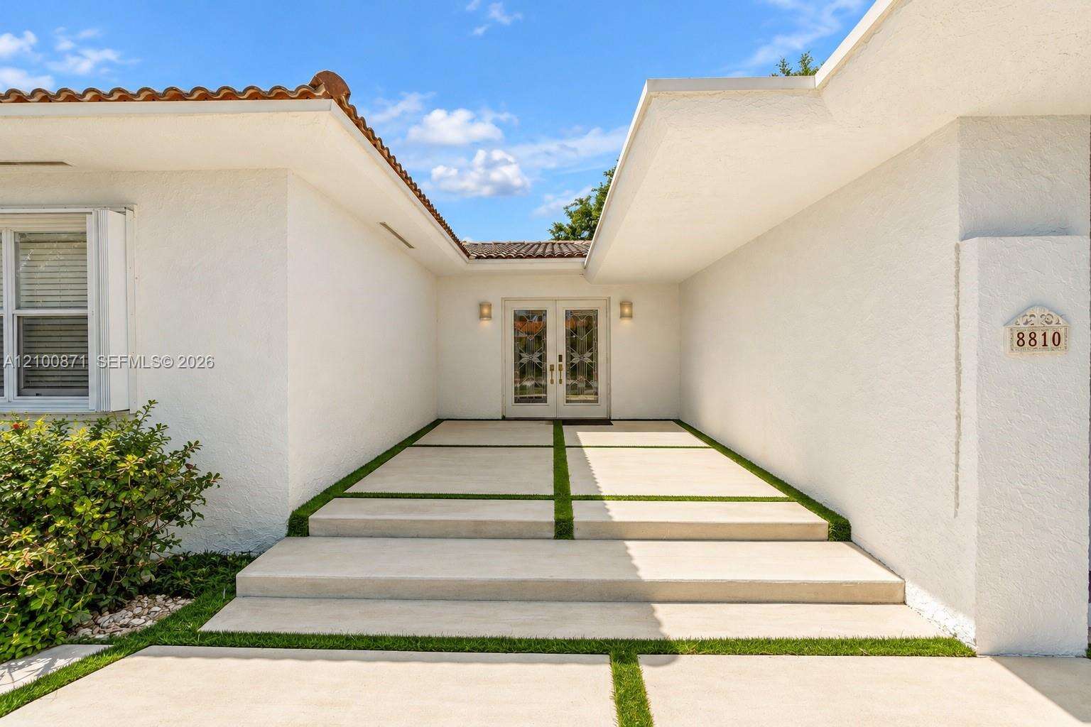 8810 Garland Ave, Surfside, FL 33154 - For Sale photo 2