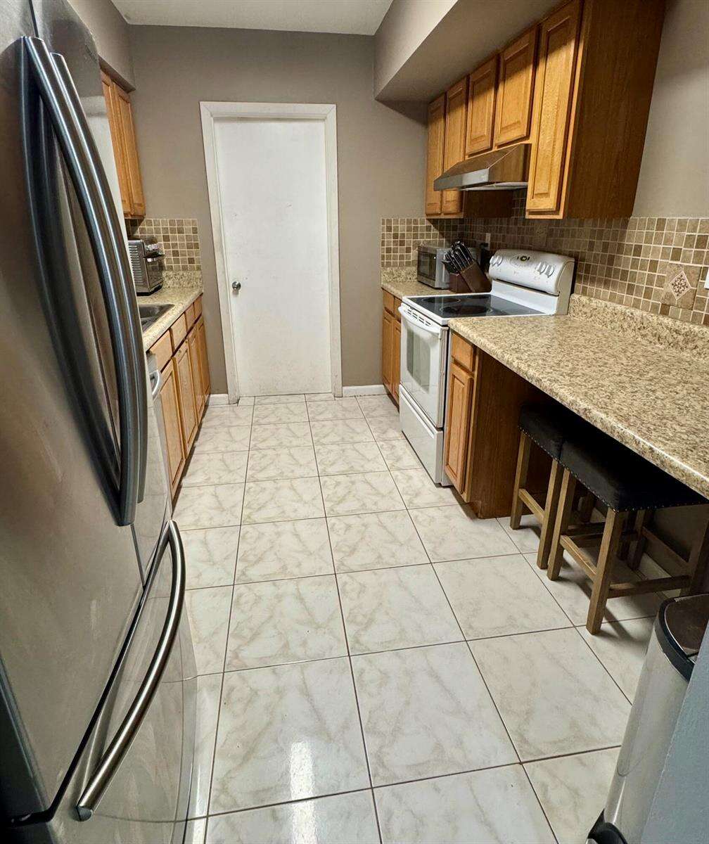 4300 Grant, Hollywood, FL 33021 - For Sale photo 3