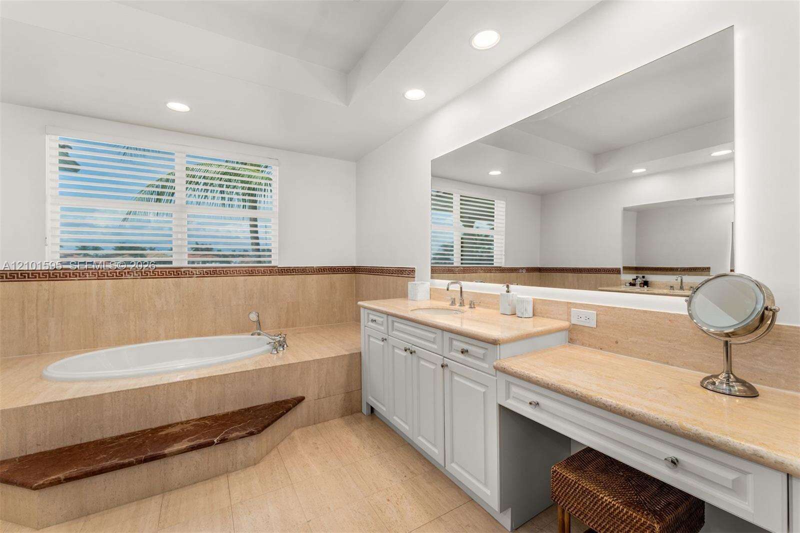 1426 Commodore Way, Hollywood, FL 33019 - For Sale photo 36