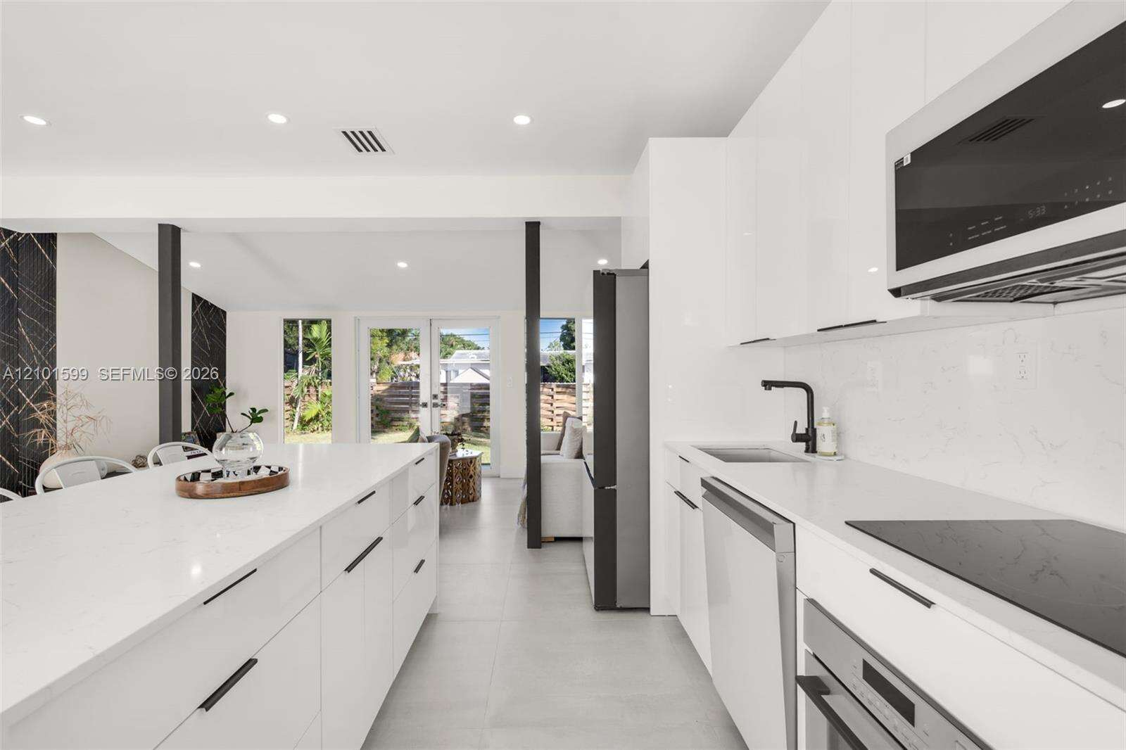 1371 71st St, Miami Beach, FL 33141 - For Sale photo 10