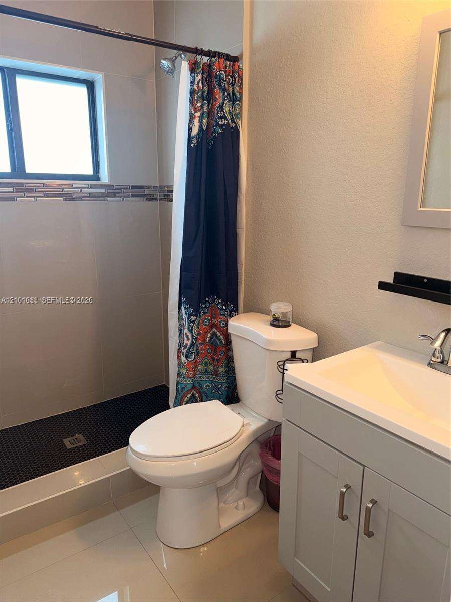 Hallandale Beach, FL 33009 - For Sale photo 11