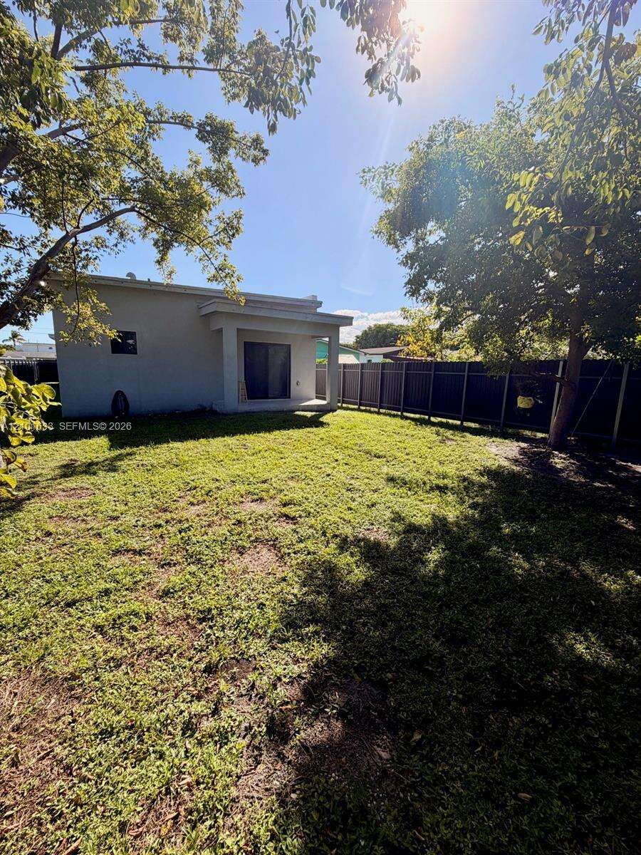 Hallandale Beach, FL 33009 - For Sale photo 18