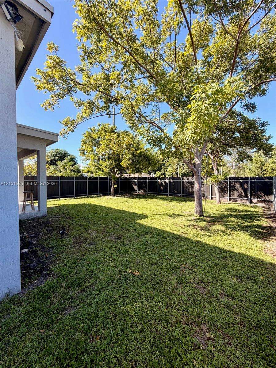 Hallandale Beach, FL 33009 - For Sale photo 20