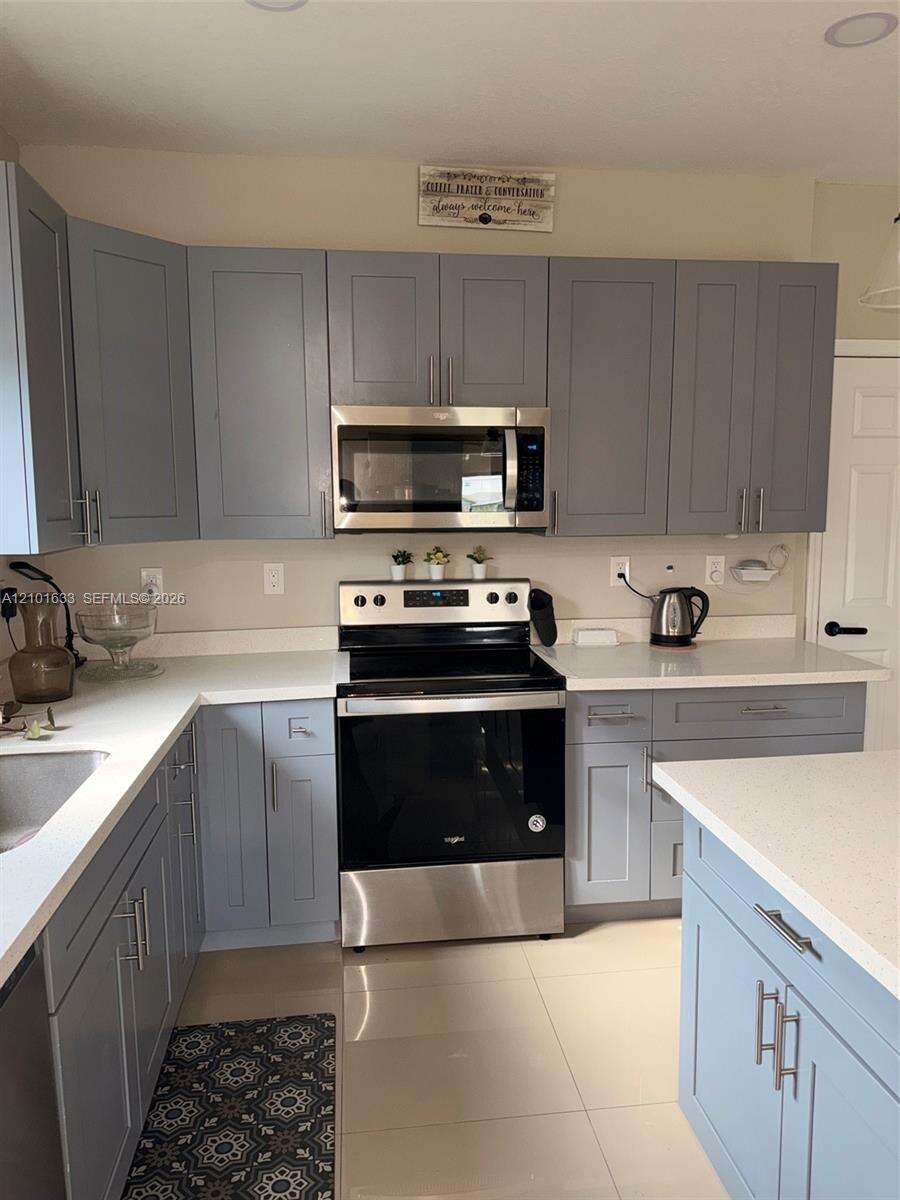 Hallandale Beach, FL 33009 - For Sale photo 4