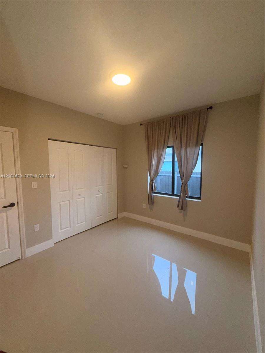 Hallandale Beach, FL 33009 - For Sale photo 7