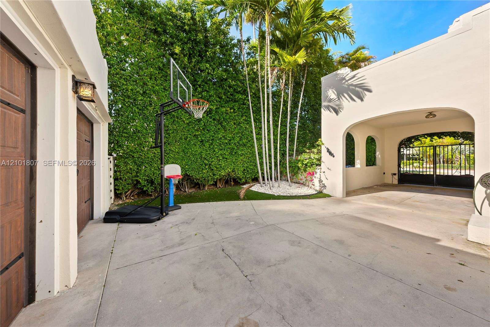 5800 La Gorce Dr, Miami Beach, FL 33140 - For Sale photo 39