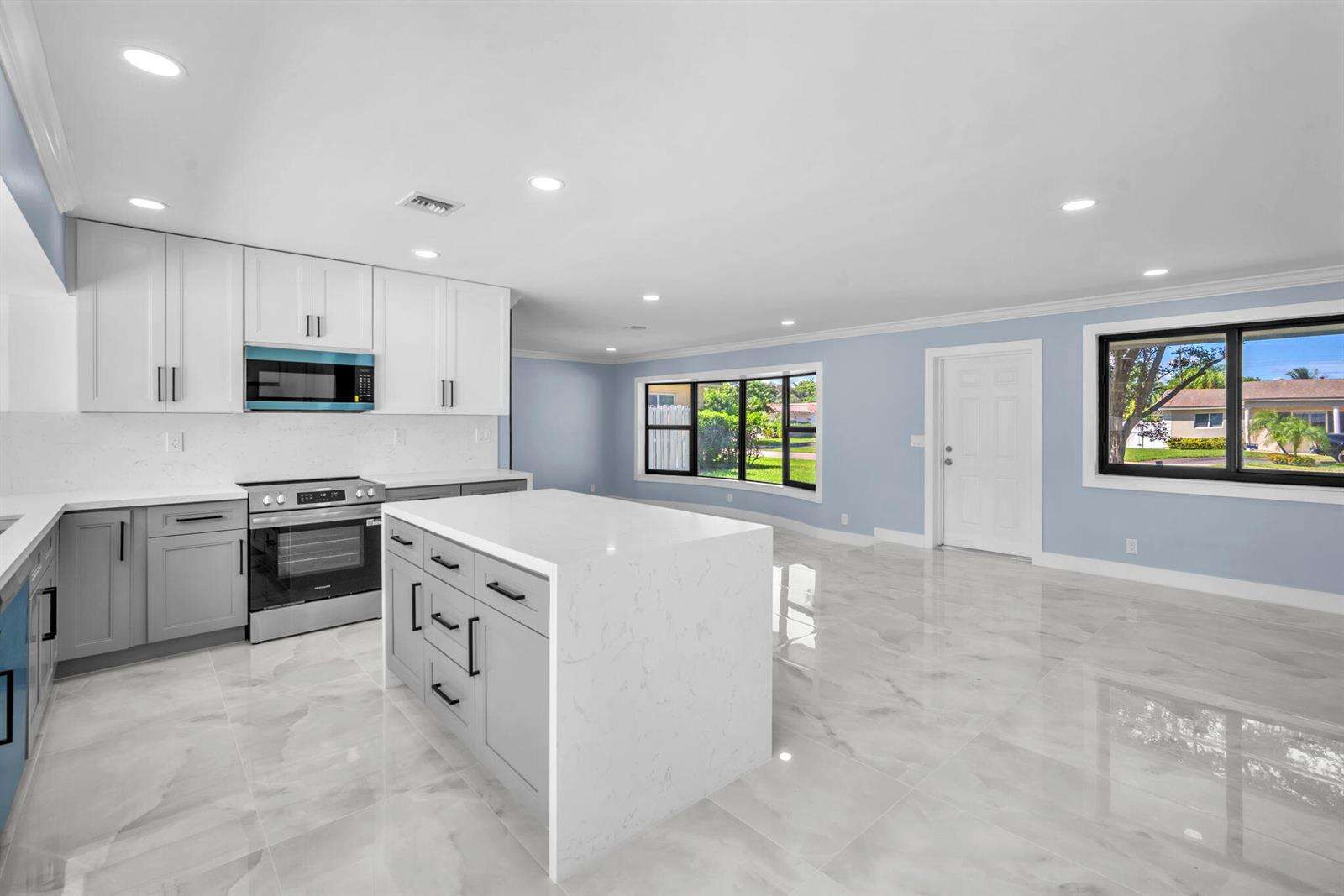 5000 Adams, Hollywood, FL 33021 - For Sale photo 8