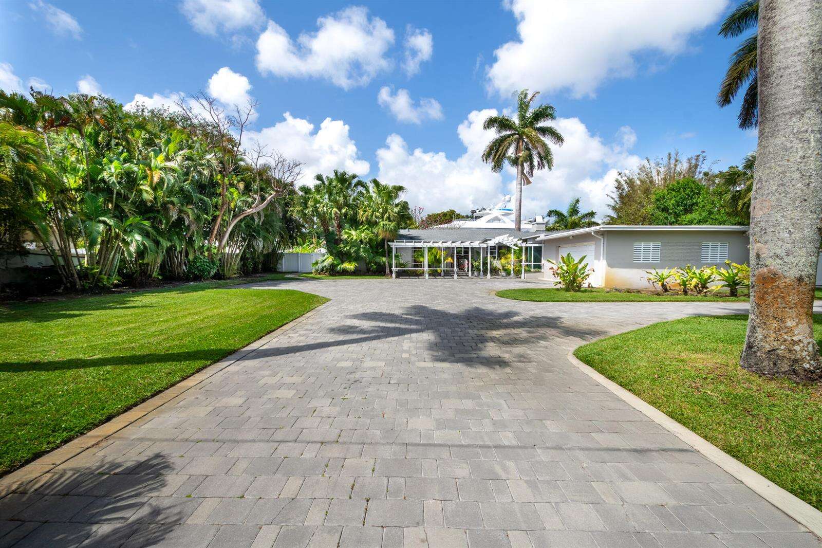 2337 27th, Fort Lauderdale, FL 33312 - For Sale photo 2