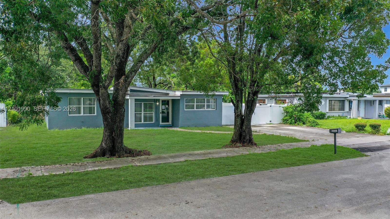 3330 59, West Park, FL 33023 - For Sale photo 1