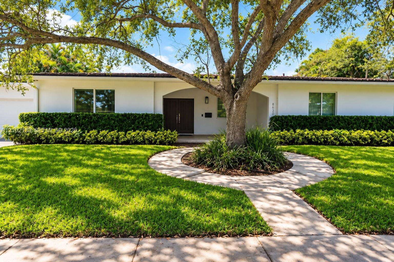 8620 85th Ave, Miami, FL 33143 - For Sale photo 2