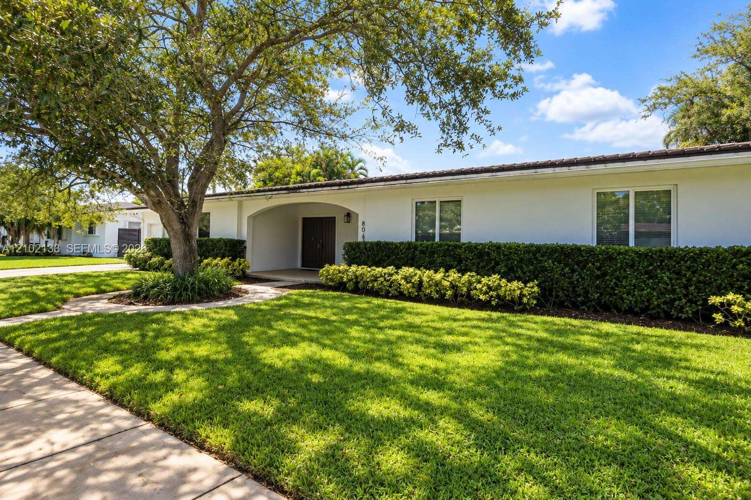 8620 85th Ave, Miami, FL 33143 - For Sale photo 3
