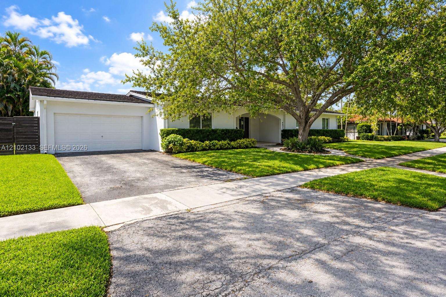 8620 85th Ave, Miami, FL 33143 - For Sale photo 4