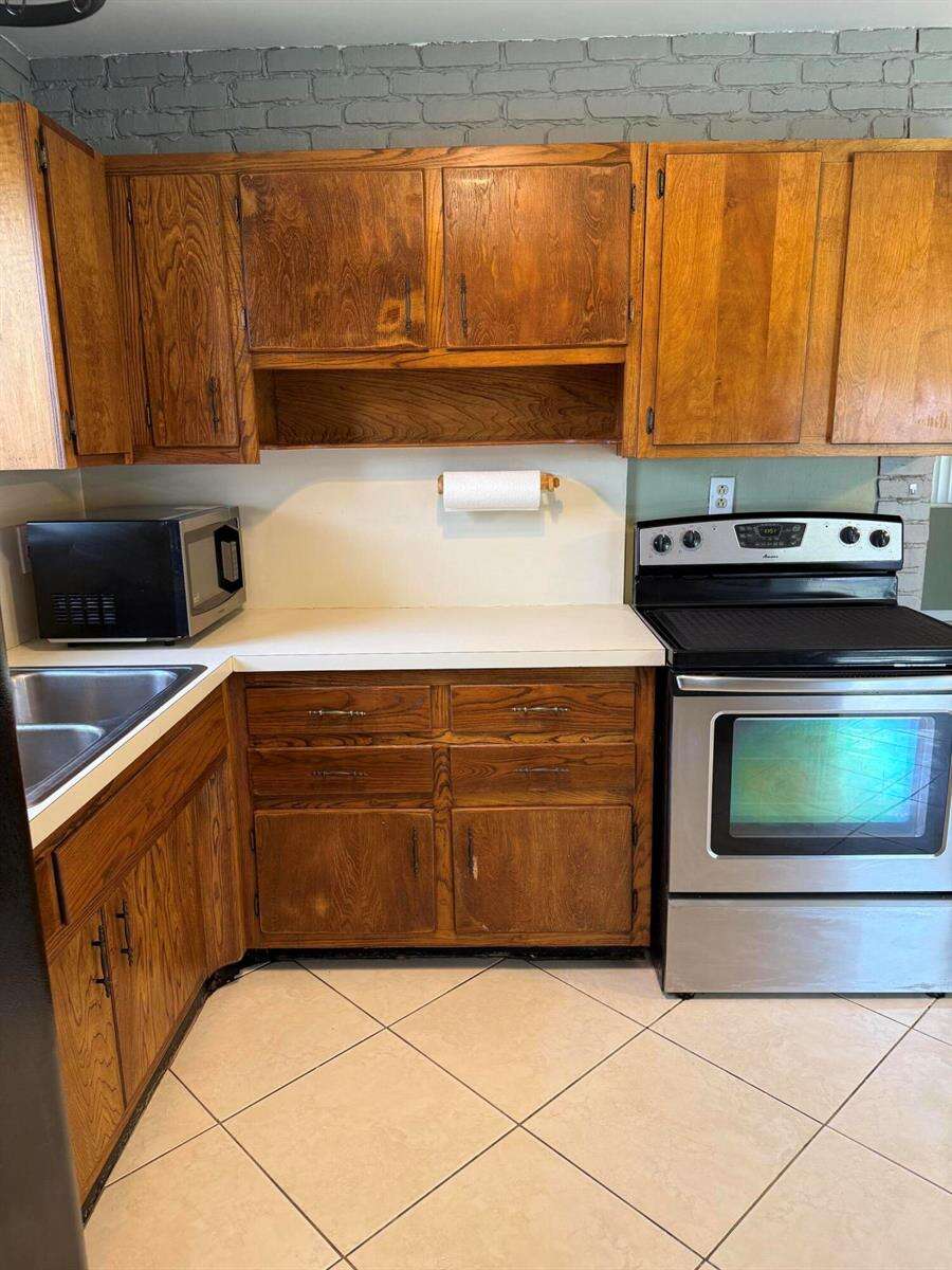7440 Freedom, Hollywood, FL 33024 - For Sale photo 10