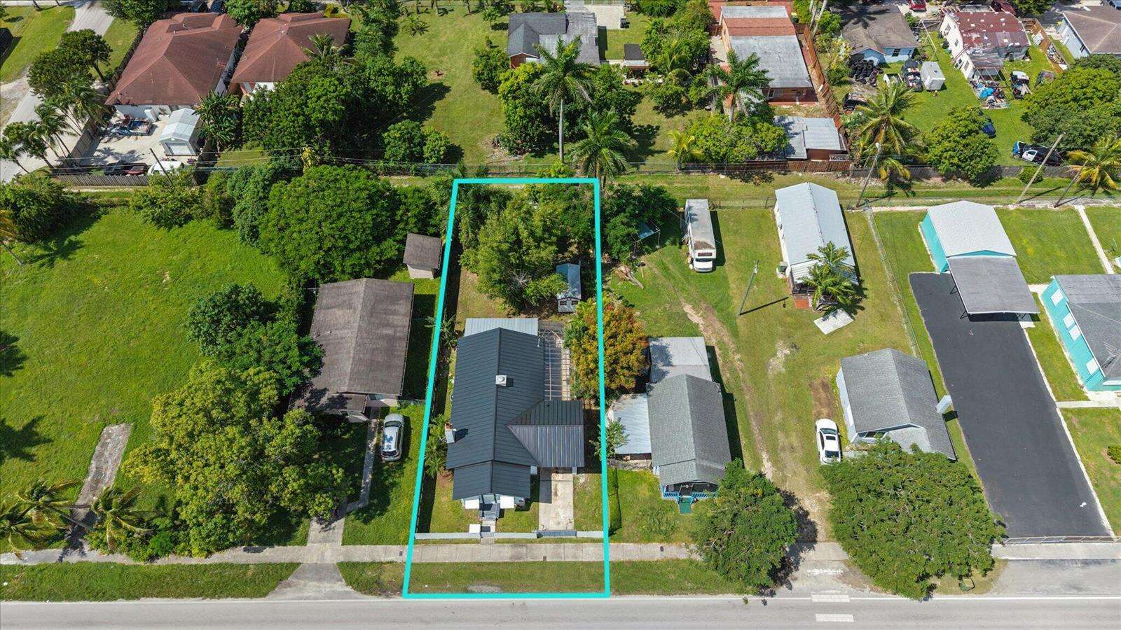 630 6, Homestead, FL 33030 - For Sale photo 3