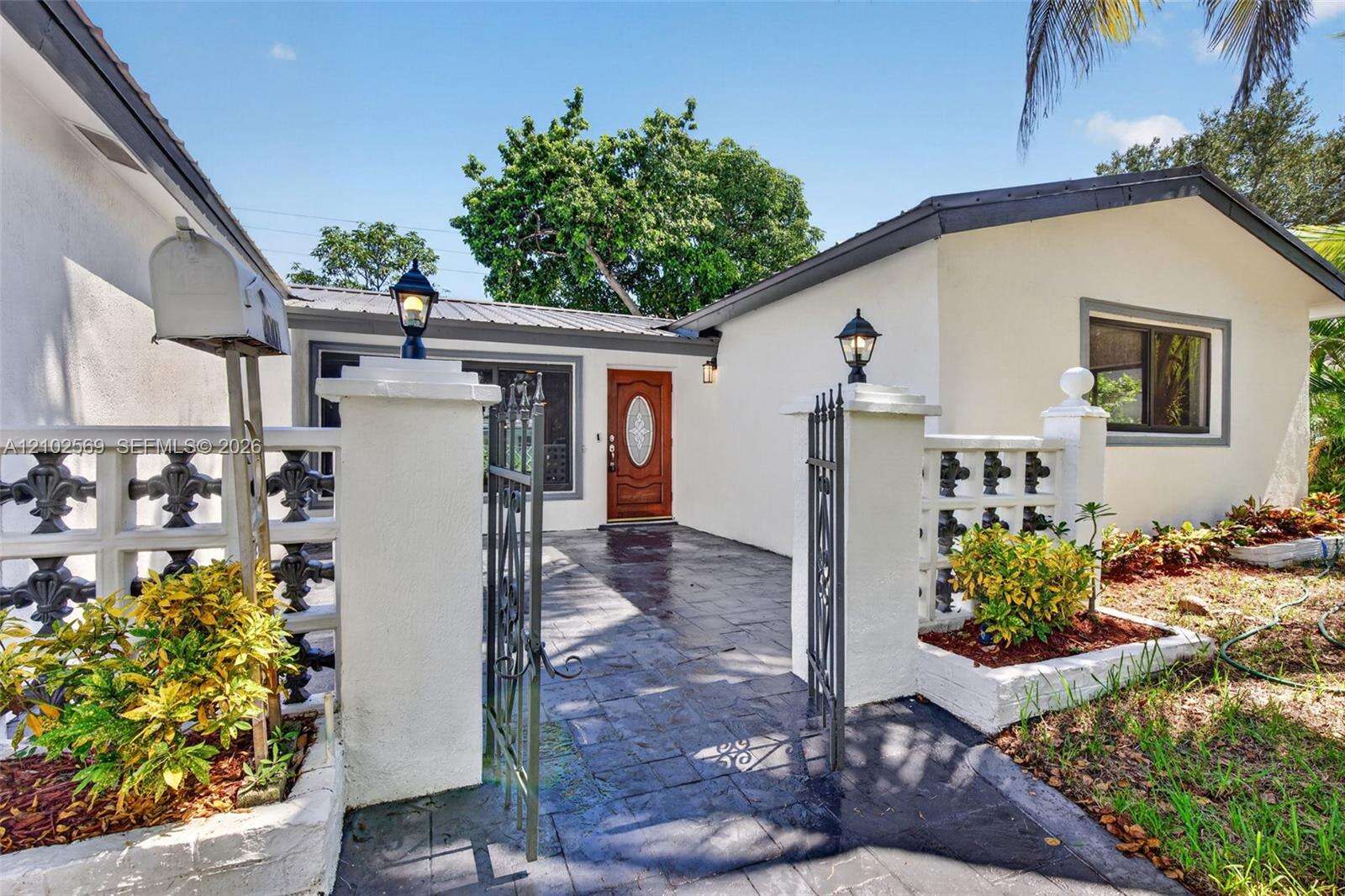 4001 66th Ave, Hollywood, FL 33024 - For Sale photo 4