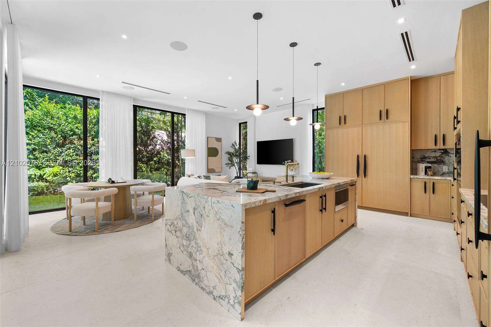 451 52nd St, Miami, FL 33137 - For Sale photo 15
