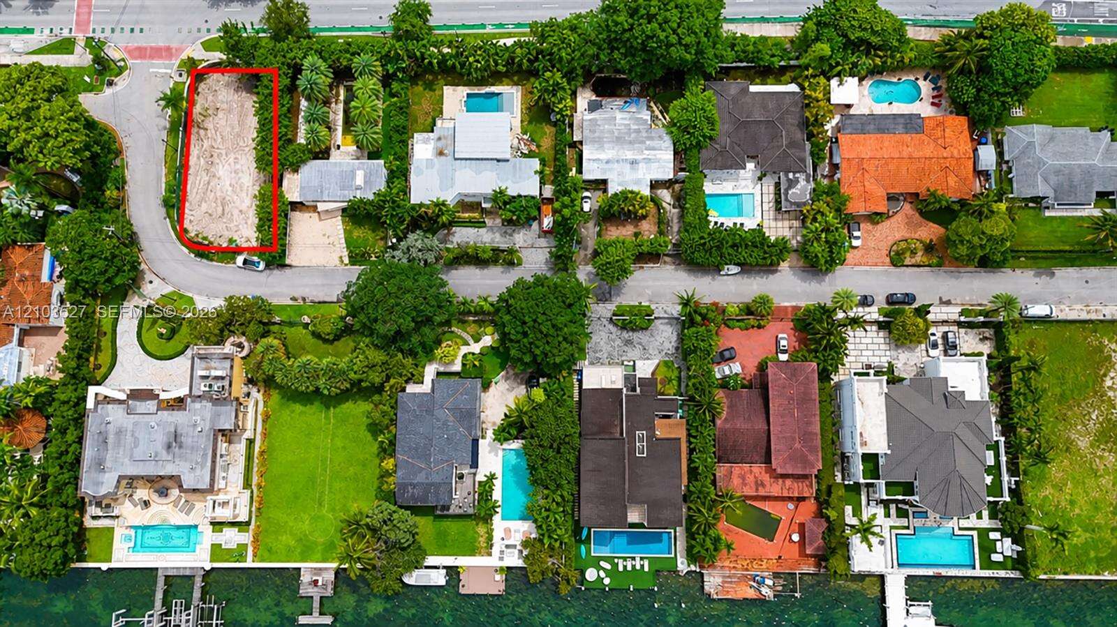 920 Venetian Dr, Miami, FL 33139 - For Sale photo 11