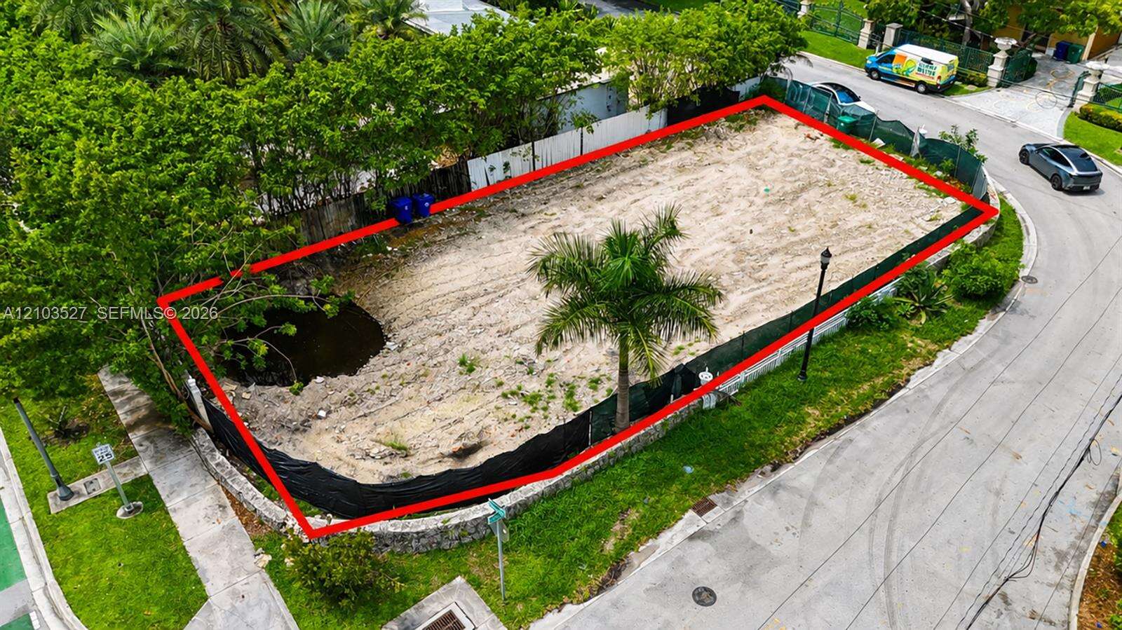 920 Venetian Dr, Miami, FL 33139 - For Sale photo 9