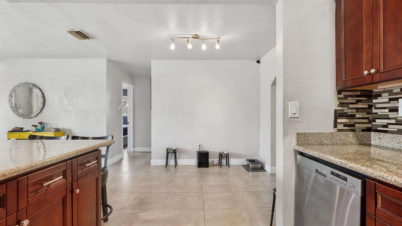 6311 Liberty, Hollywood, FL 33024 - For Sale photo 18