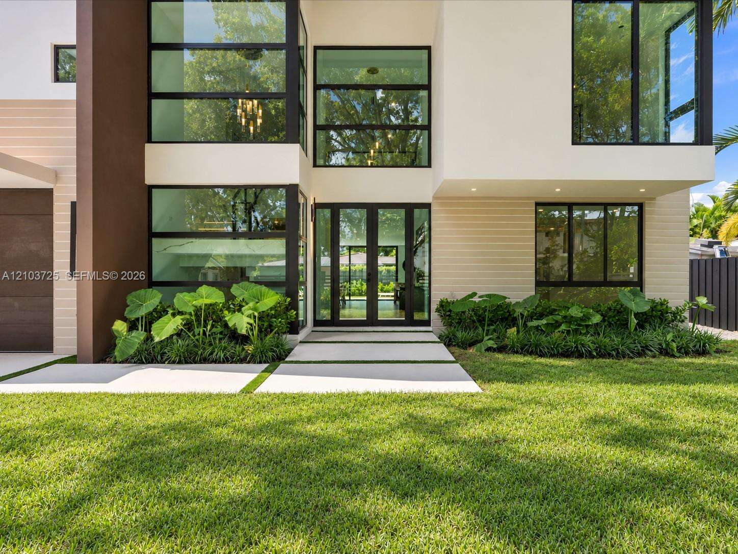8220 62nd Ct, Miami, FL 33143 - For Sale photo 4