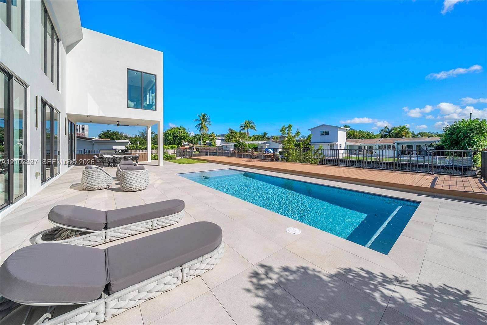 2380 196th St, Miami, FL 33180 - For Sale photo 72