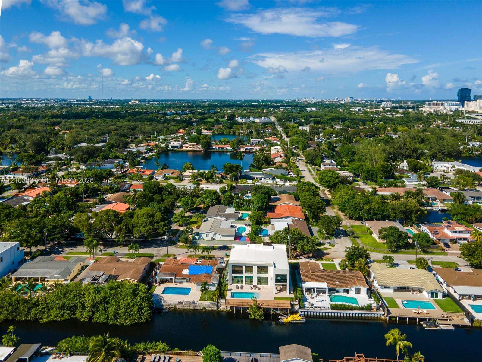 2380 196th St, Miami, FL 33180 - For Sale photo 80